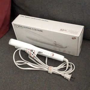 T3 Singlepass Ceramic 1” hair straightener
